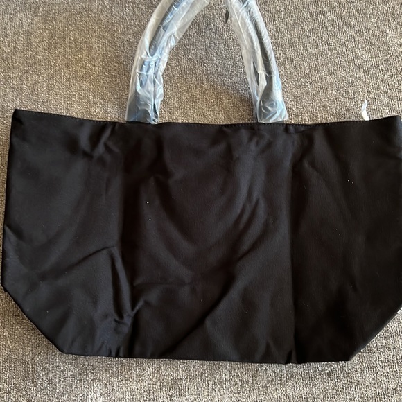 Victoria’s Secret Tote with Wristlet - Picture 2 of 4